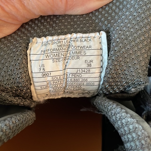 Merrell vibrant walking shoes - Picture 4 of 9